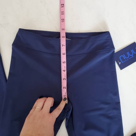 Nuyu Navy Biker Leggings XS Mesh New With Tags - Picture 3 of 11